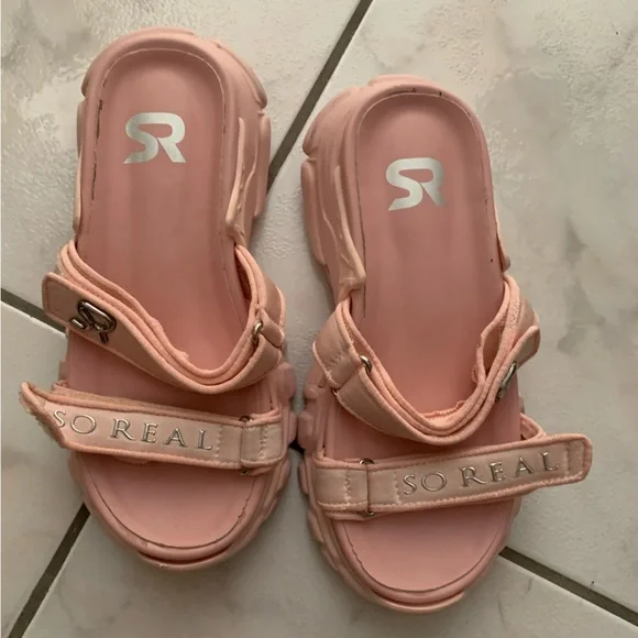 GSUWOO SO REAL PINK SANDALS - Picture 2 of 5